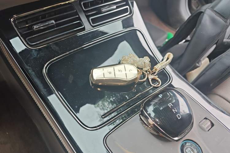 Used BYD Han 2023 DM-i Champion Edition 121KM Prestige Model Vehicle Key