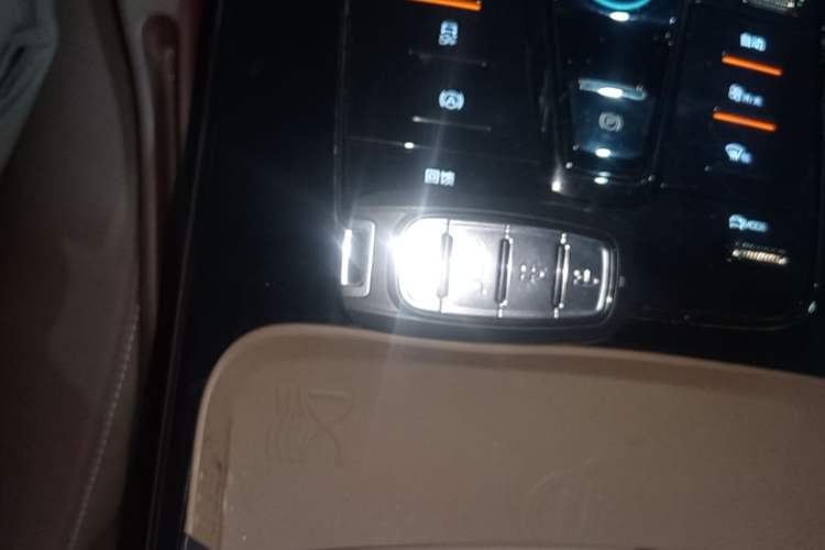 Used BYD Han 2023 EV Champion Edition 605KM Front-Drive Premium Model Vehicle Key