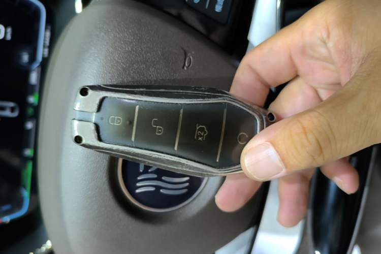 Used BYD Han 2023 DM-i Champion Edition 121KM Prestige Model Vehicle Key
