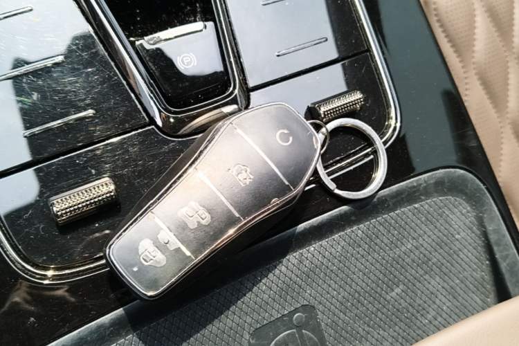 Used BYD Han 2023 DM-i Champion Edition 121KM Prestige Model Vehicle Key