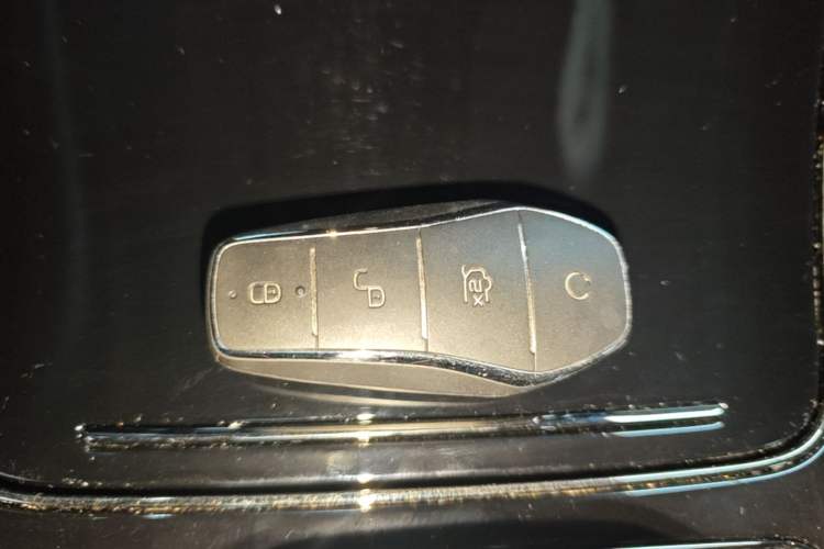 Used BYD Han 2023 EV Champion Edition 605KM Front-Drive Premium Model Vehicle Key
