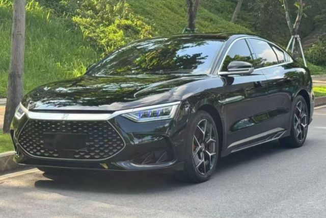 Used BYD Han 2023 DM-i Champion Edition 200KM Premium Model