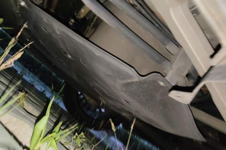 Used BYD Han 2023 DM-i Champion Edition 121KM Prestige Model Chassis Rear Left