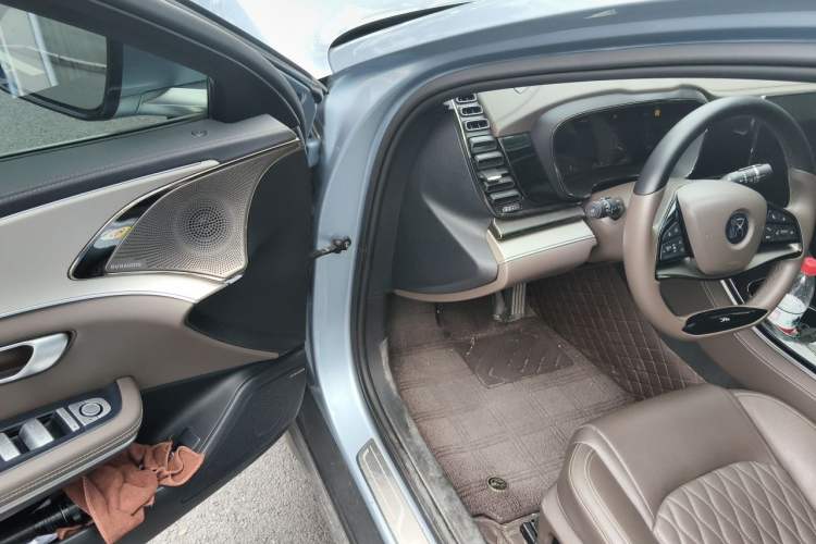 Used BYD Han 2023 EV Champion Edition 605KM Front-Drive Premium Model Driver Seat