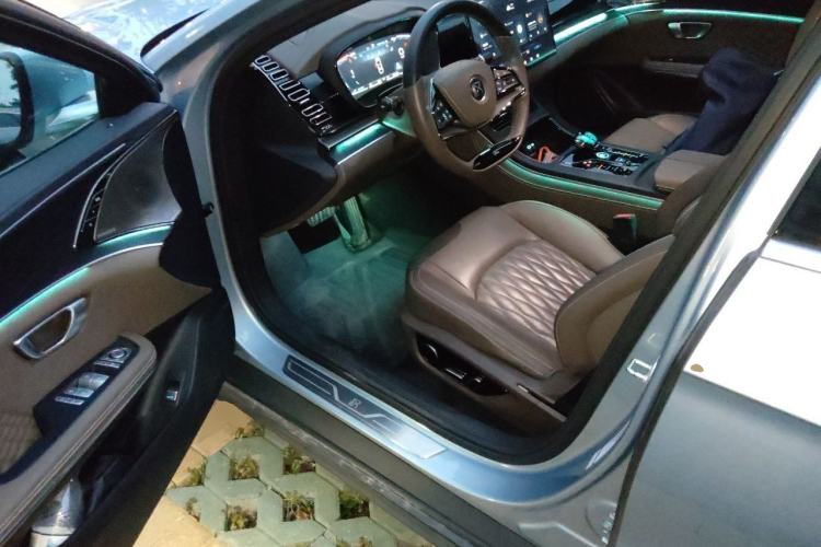 Used BYD Han 2023 DM-i Champion Edition 121KM Prestige Model Driver Seat