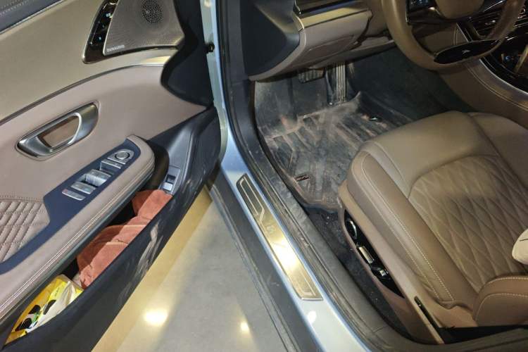 Used BYD Han 2023 DM-i Champion Edition 200KM Premium Model Driver Seat
