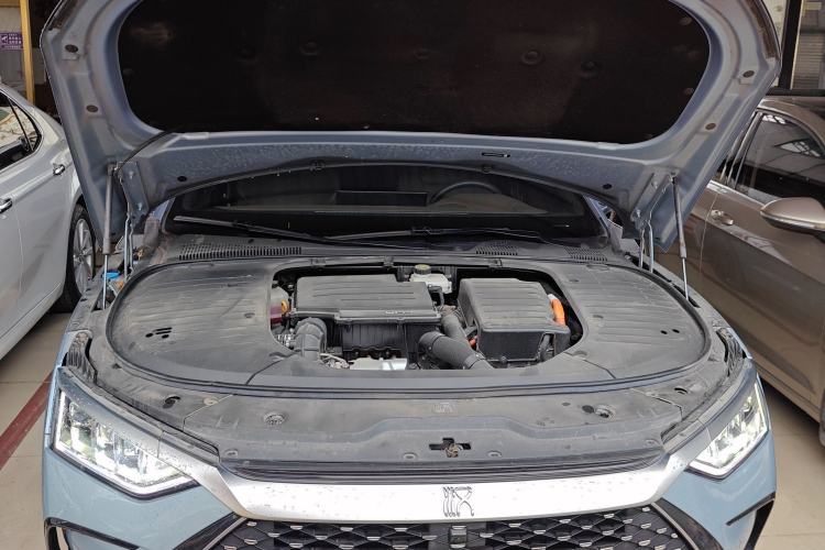 Used BYD Han 2023 DM-i Champion Edition 121KM Prestige Model Engine Bay