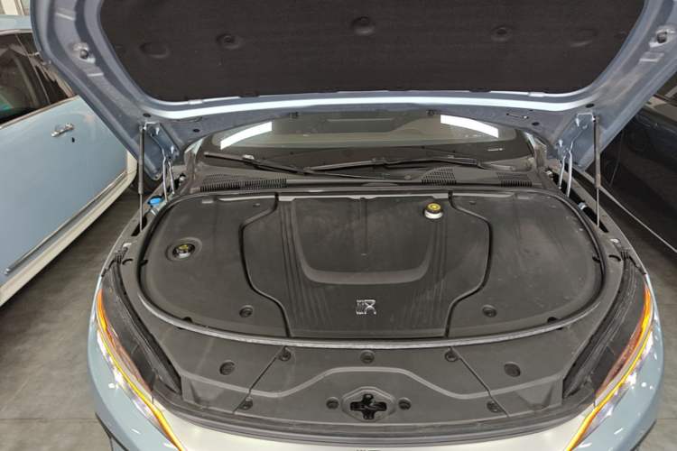 Used BYD Han 2023 EV Champion Edition 506KM Front-Wheel-Drive Premium Model Engine Bay