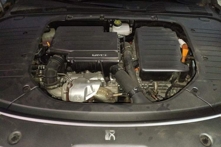 Used BYD Han 2023 DM-i Champion Edition 121KM Prestige Model Engine Bay