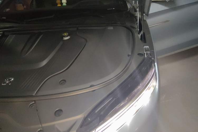 Used BYD Han 2023 EV Champion Edition 715 km Front-Drive Flagship Model Engine Bay Left
