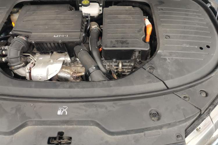 Used BYD Han 2023 DM-i Champion Edition 121KM Prestige Model Engine Bay Left