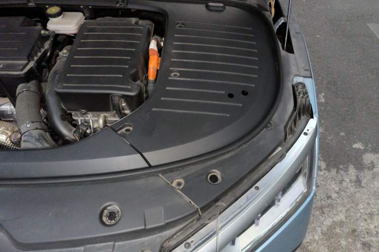Used BYD Han 2023 DM-i Champion Edition 121KM Prestige Model Engine Bay Left