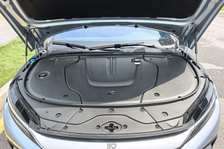 Used BYD Han 2023 EV Champion Edition 605KM Front-Drive Premium Model Engine Bay