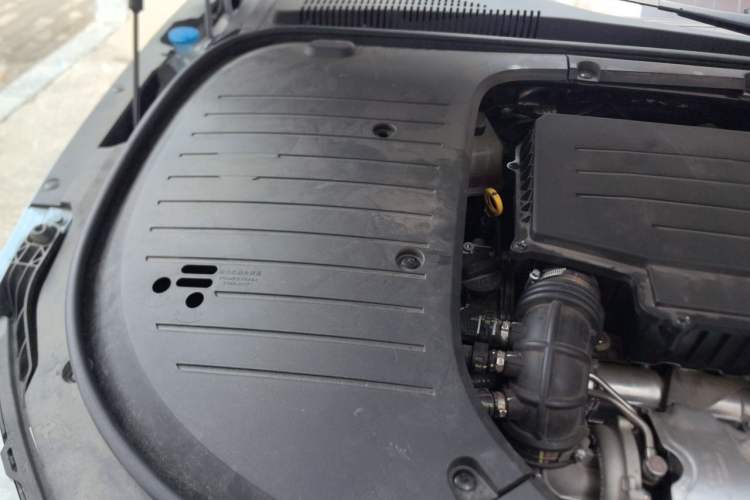 Used BYD Han 2023 DM-i Champion Edition 200KM Flagship Model Engine Bay Right
