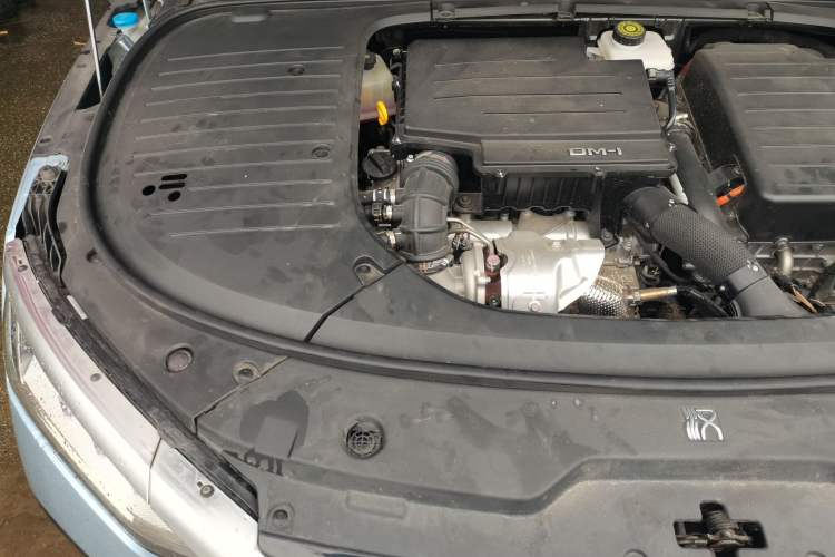 Used BYD Han 2023 DM-i Champion Edition 121KM Prestige Model Engine Bay Right