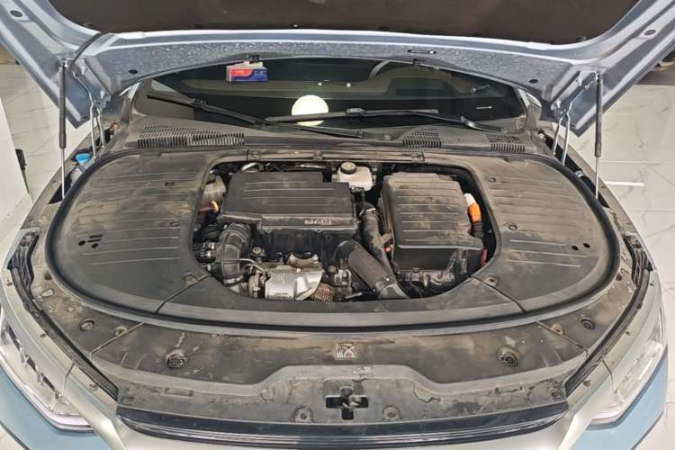 Used BYD Han 2023 DM-i Champion Edition 200KM Flagship Model Engine Bay