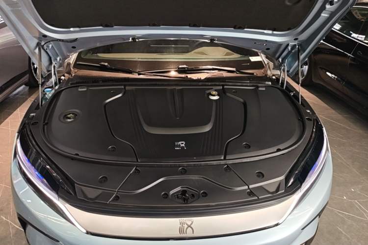 Used BYD Han 2023 EV Champion Edition 605KM Front-Drive Premium Model Engine Bay