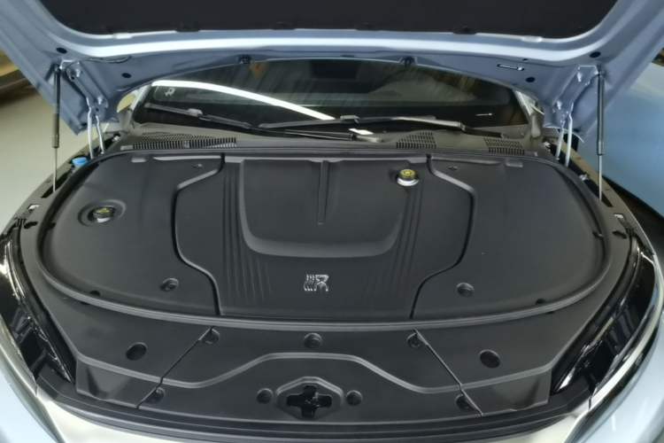 Used BYD Han 2023 EV Champion Edition 506KM Front-Wheel-Drive Premium Model Engine Bay