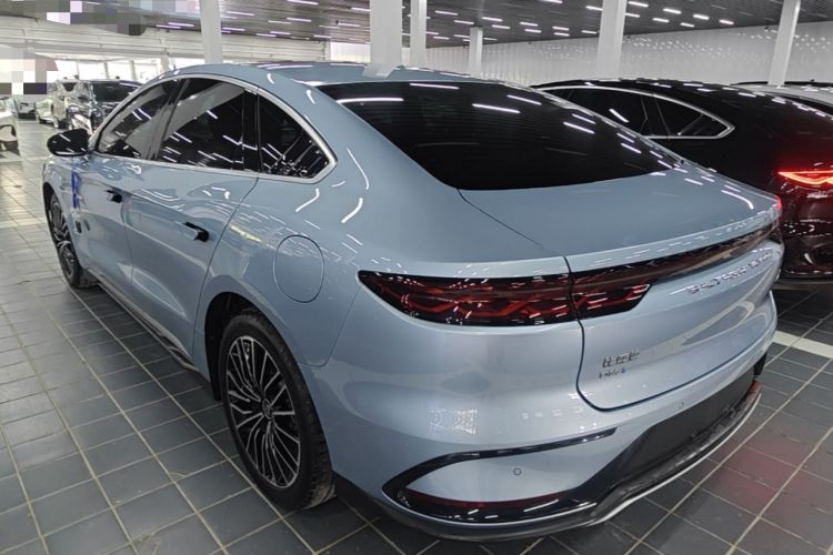 Used BYD Han 2023 DM-i Champion Edition 121KM Prestige Model Exterior 2