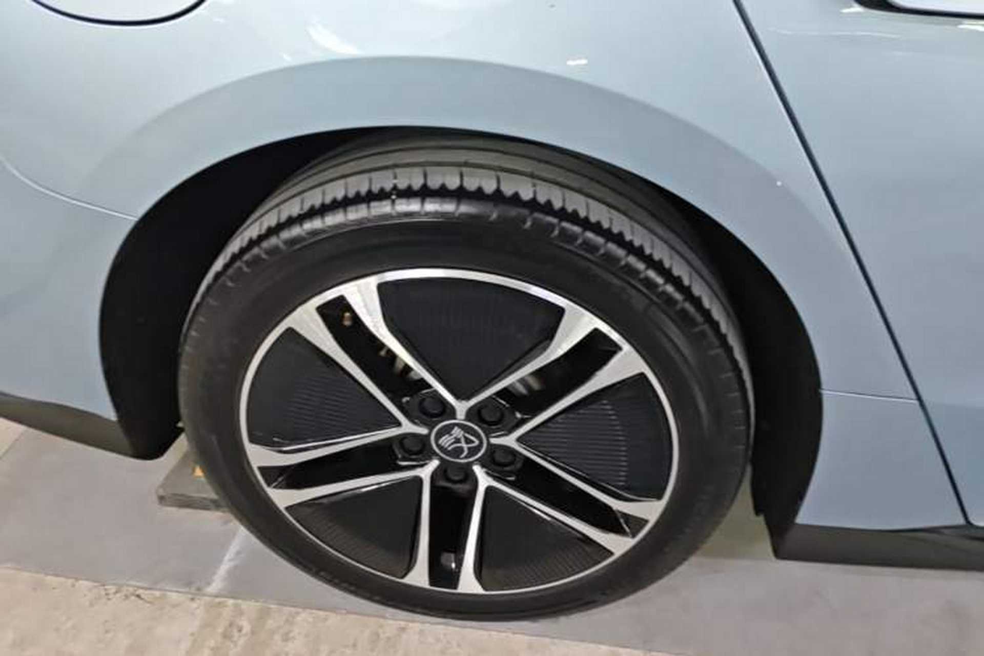 Used BYD Han 2023 EV Champion Edition 605KM Front-Drive Premium Model Exterior 5