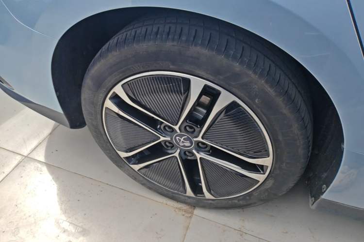 Used BYD Han 2023 EV Champion Edition 605KM Front-Drive Premium Model Exterior 5