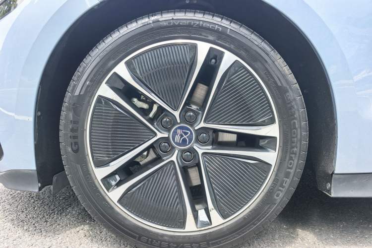 Used BYD Han 2023 EV Champion Edition 605KM Front-Drive Premium Model Exterior 9