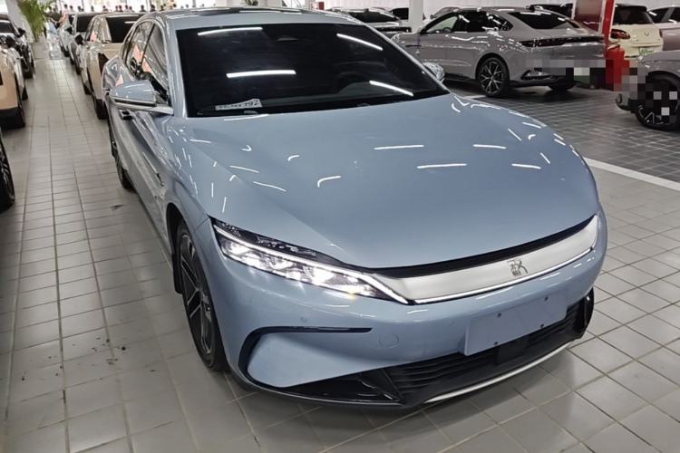 Used BYD Han 2023 EV Champion Edition 605KM Front-Drive Premium Model Front Right 45 Deg