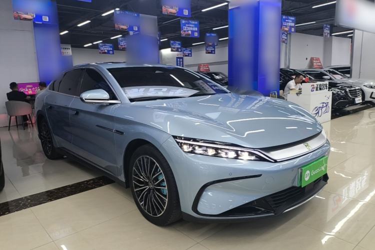 Used BYD Han 2023 EV Champion Edition 506KM Front-Wheel-Drive Premium Model Front Right 45 Deg