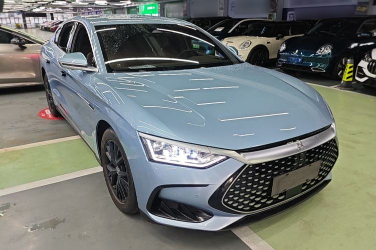 Used BYD Han 2023 DM-i Champion Edition 121KM Elite Model Front Right 45 Deg