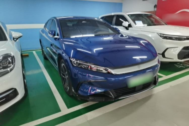 Used BYD Han 2023 EV Champion Edition 605KM Front-Drive Premium Model Front Right 45 Deg