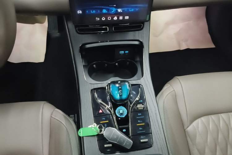 Used BYD Han 2023 DM-i Champion Edition 121KM Prestige Model Gear Lever