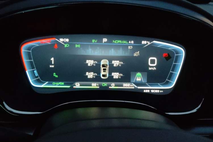 Used BYD Han 2023 DM-i Champion Edition 121KM Prestige Model Instrument Cluster