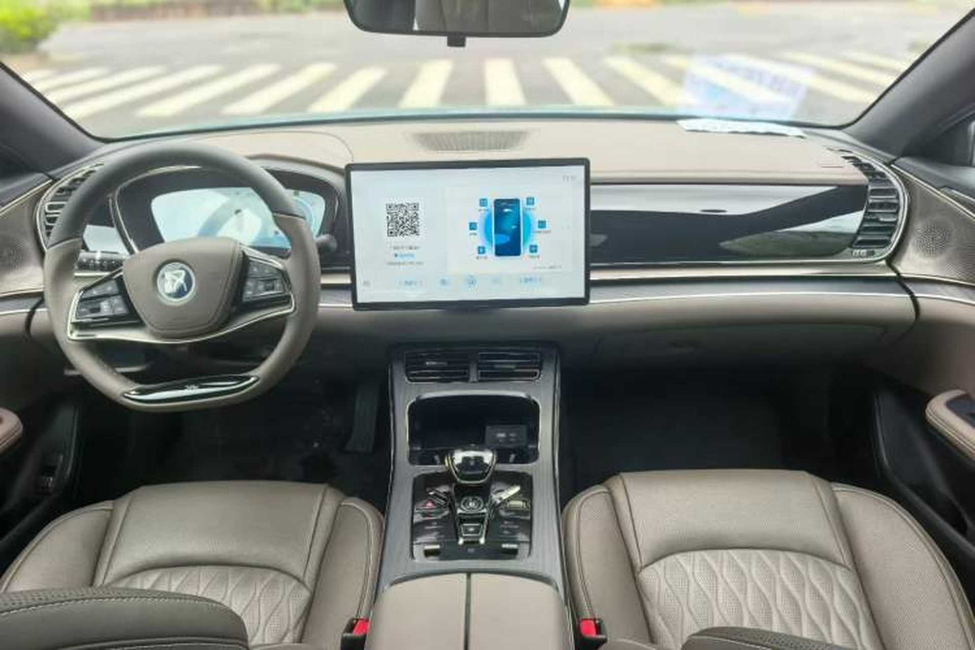 Used BYD Han 2023 DM-i Champion Edition 121KM Prestige Model Interior 2