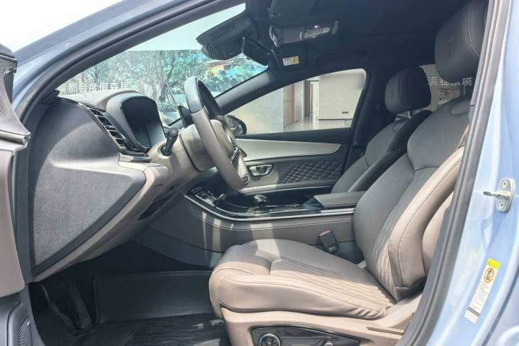 Used BYD Han 2023 EV Champion Edition 605KM Front-Drive Premium Model Interior 5