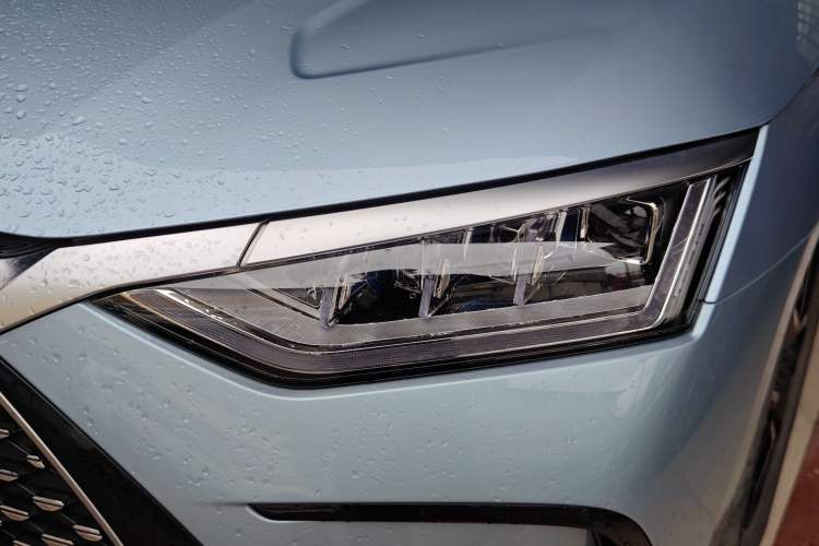 Used BYD Han 2023 DM-i Champion Edition 121KM Prestige Model Left Front Headlight