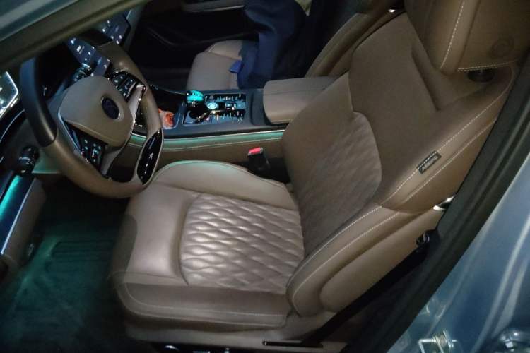 Used BYD Han 2023 DM-i Champion Edition 121KM Prestige Model Left Front Seat