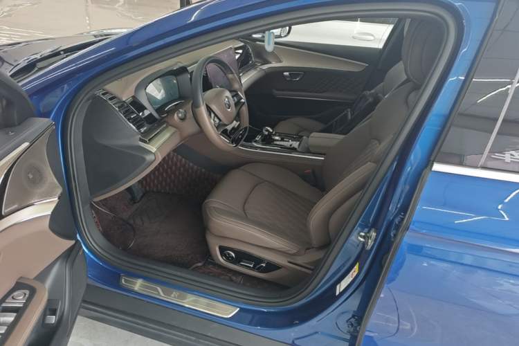 Used BYD Han 2023 EV Champion Edition 605KM Front-Drive Premium Model Left Front Seat
