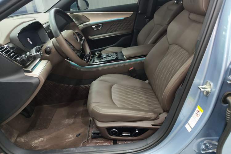 Used BYD Han 2023 DM-i Champion Edition 121KM Prestige Model Left Front Seat