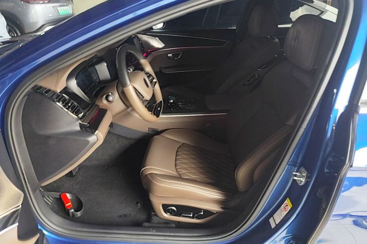 Used BYD Han 2023 DM-i Champion Edition 121KM Prestige Model Left Front Seat
