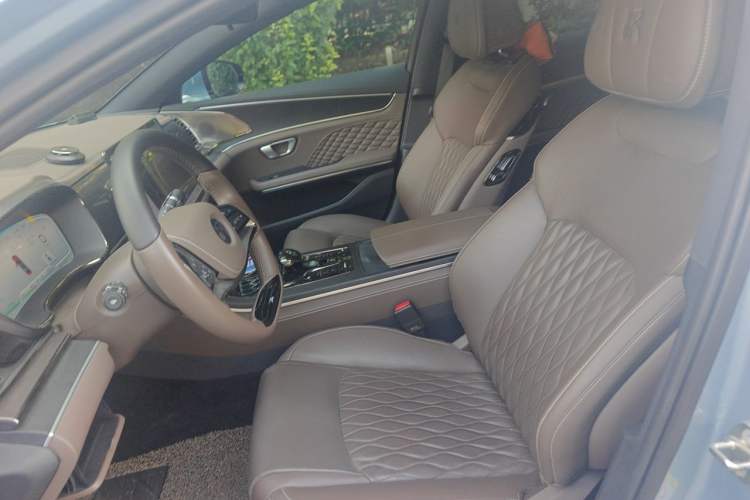 Used BYD Han 2023 DM-i Champion Edition 121KM Prestige Model Left Front Seat