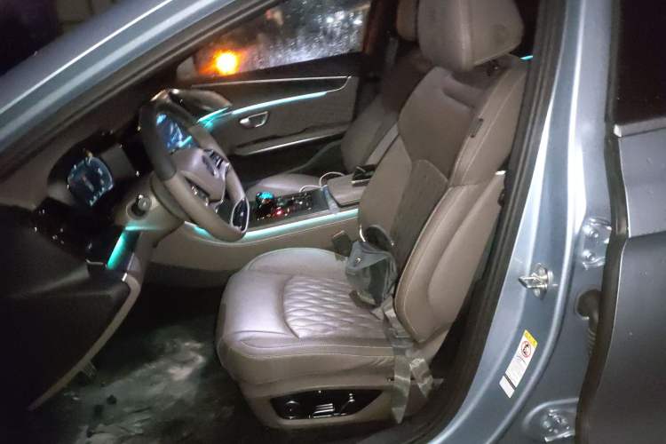 Used BYD Han 2023 DM-i Champion Edition 121KM Prestige Model Left Front Seat