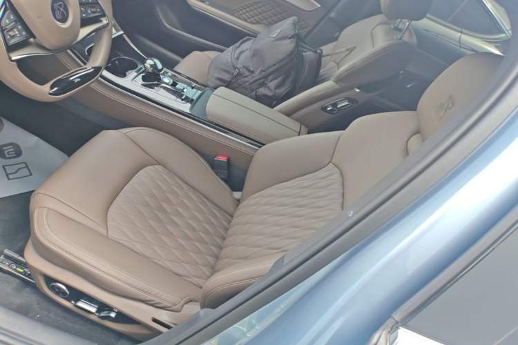 Used BYD Han 2023 EV Champion Edition 605KM Front-Drive Premium Model Left Front Seat