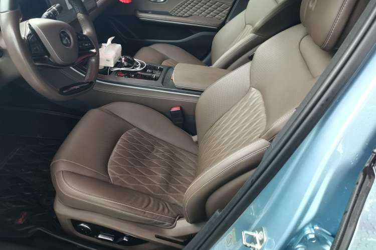 Used BYD Han 2023 DM-i Champion Edition 121KM Prestige Model Left Front Seat