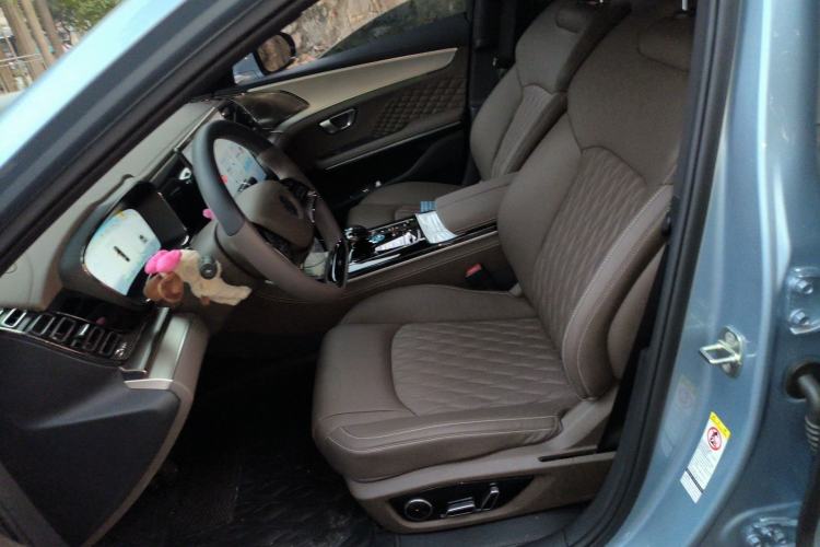 Used BYD Han 2023 DM-i Champion Edition 121KM Prestige Model Left Front Seat