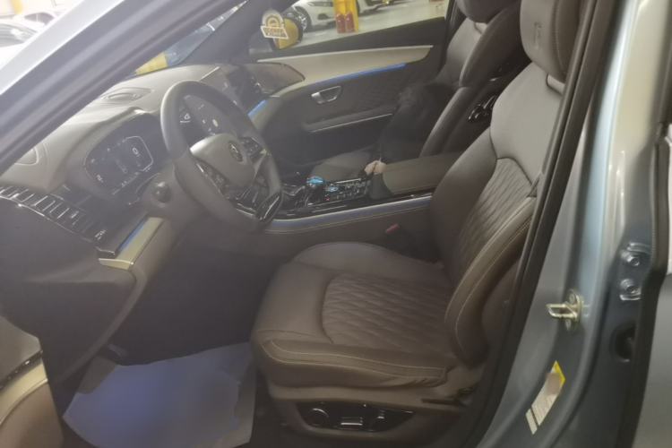 Used BYD Han 2023 EV Champion Edition 506KM Front-Wheel-Drive Premium Model Left Front Seat