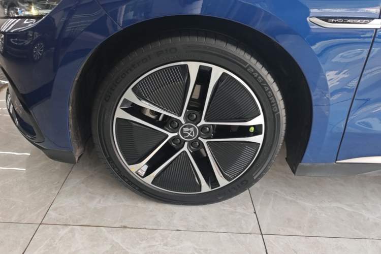 Used BYD Han 2023 EV Champion Edition 605KM Front-Drive Premium Model Left Front Wheel Hub