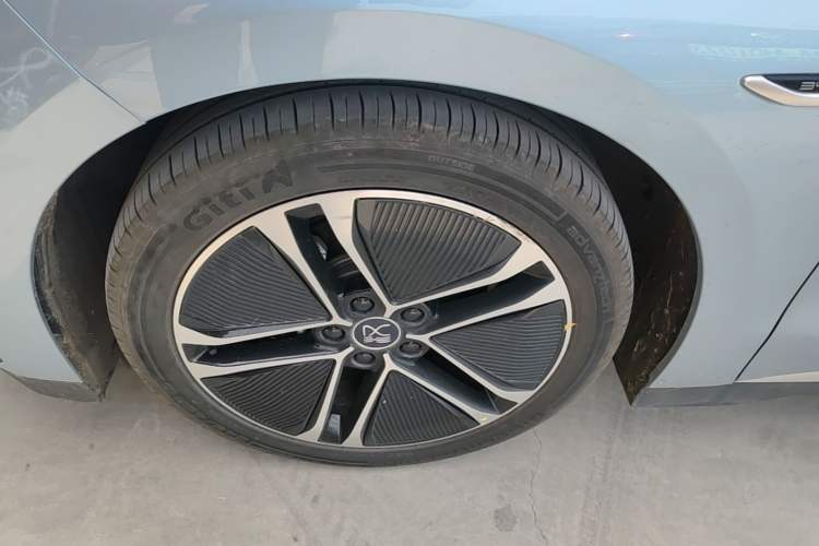 Used BYD Han 2023 EV Champion Edition 605KM Front-Drive Premium Model Left Front Wheel Hub