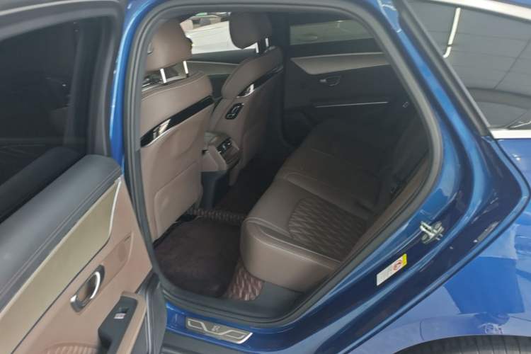 Used BYD Han 2023 EV Champion Edition 605KM Front-Drive Premium Model Left Rear Seat