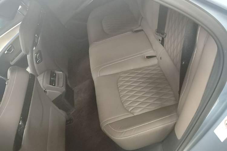 Used BYD Han 2023 DM-i Champion Edition 121KM Prestige Model Left Rear Seat
