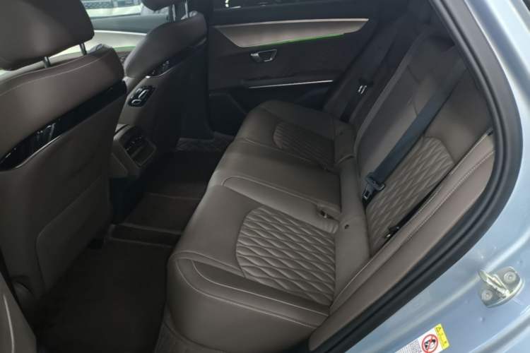 Used BYD Han 2023 EV Champion Edition 506KM Front-Wheel-Drive Premium Model Left Rear Seat